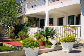  Apartman Anita  Подстрана